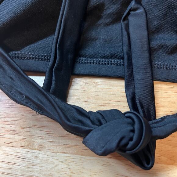 Wild Fable Women's Black Cut Out One Shoulder Bikini Top - Size D-DD - NWT - Picture 4 of 10